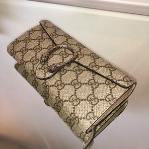 Gucci wallet